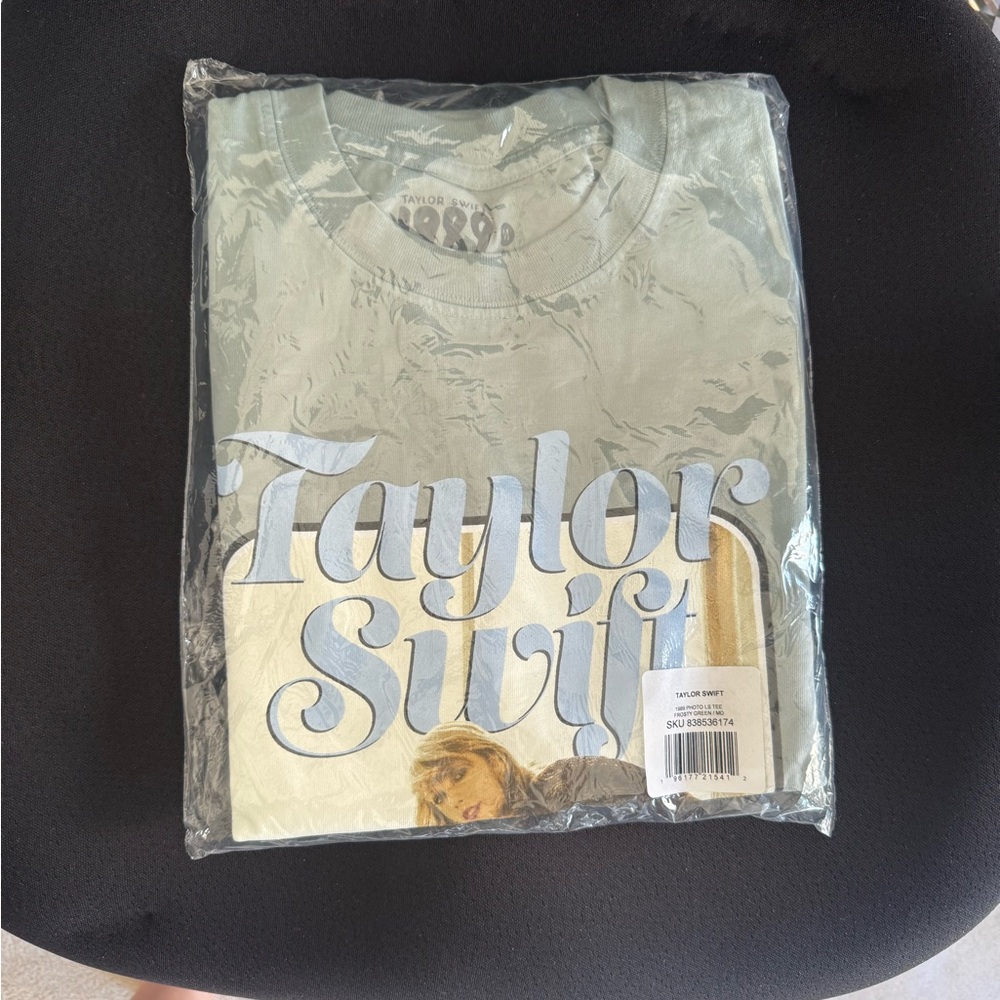 Taylor Swift Blue Green Long Sleeve Tee Shirt M Medium From The Vault 1989 Top